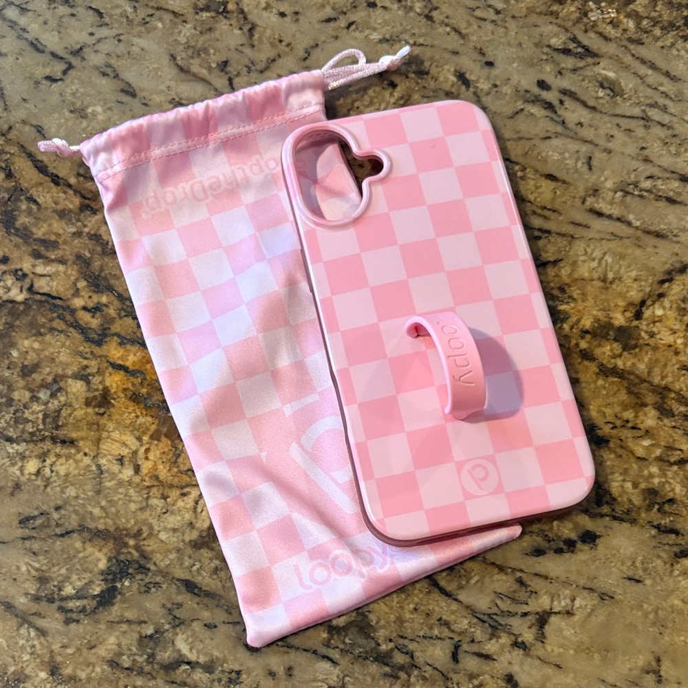 Loopy Case Pastel Pink Checkered Grip Case